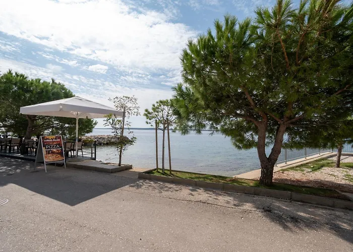 With A Parking Space Mandre, Pag - 11239 Апартаменты