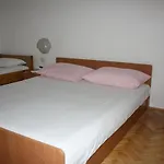 Appartement With A Parking Space Mandre, Pag - 11239 *