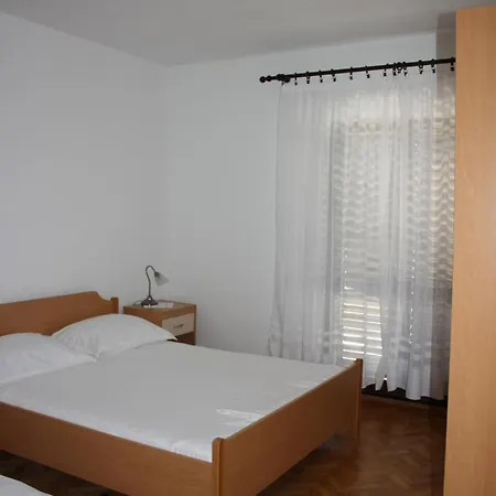 Apartamento With A Parking Space Mandre, Pag - 11239 Kolan