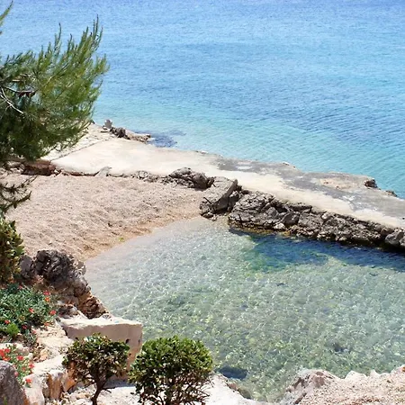 With A Parking Space Mandre, Pag - 11239